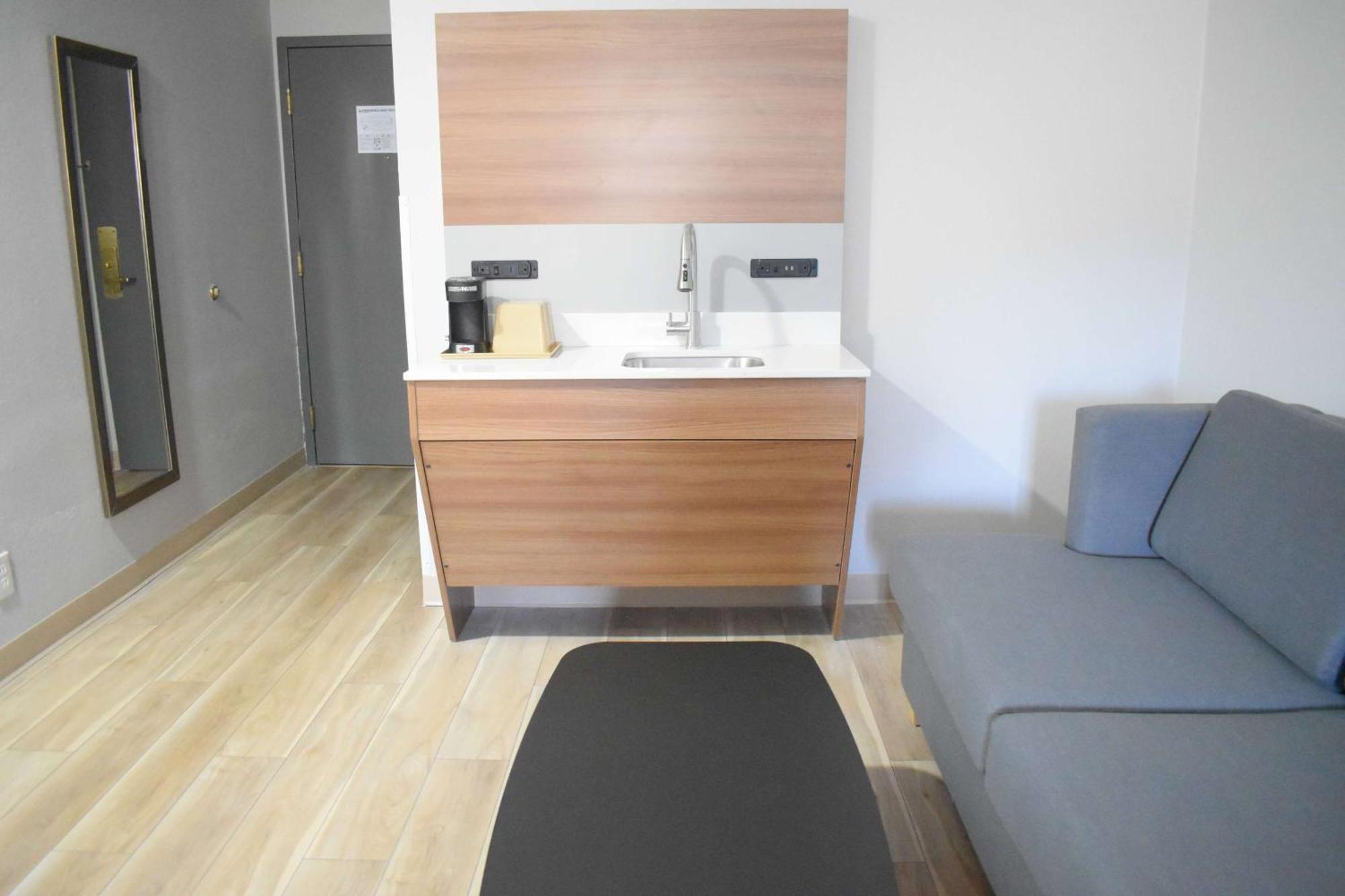 Microtel Inn & Suites By Wyndham Норкрос Екстериор снимка