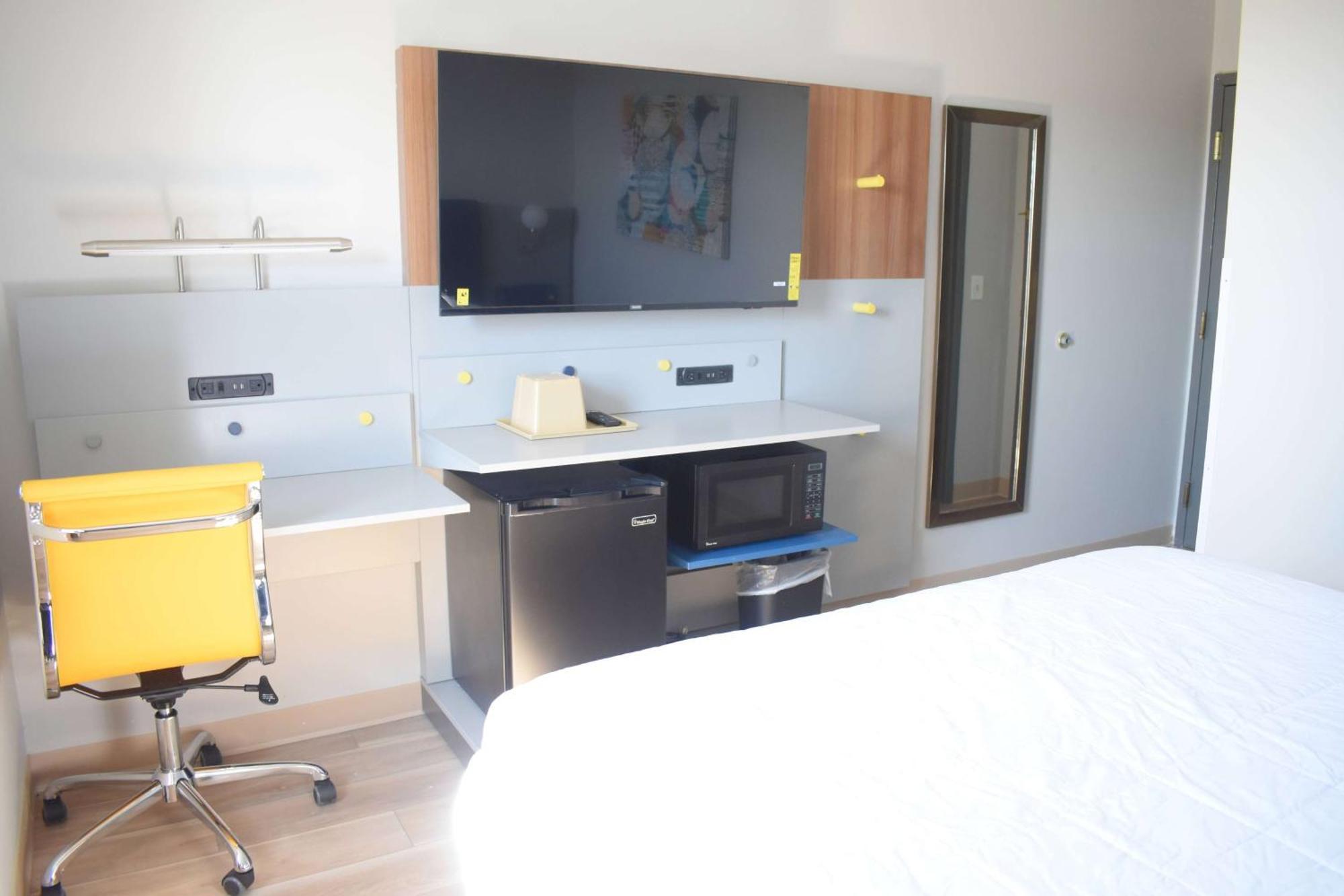 Microtel Inn & Suites By Wyndham Норкрос Екстериор снимка