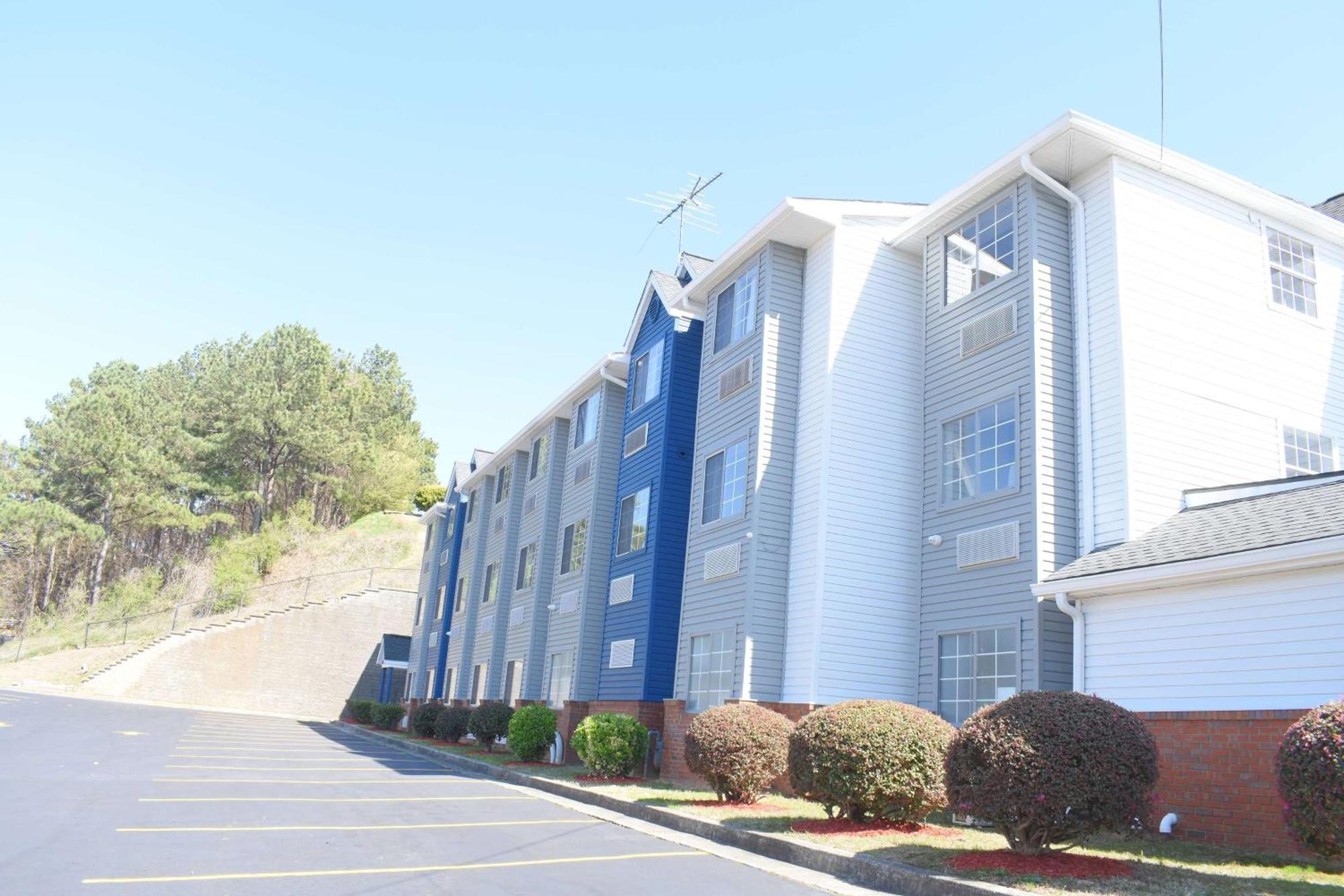 Microtel Inn & Suites By Wyndham Норкрос Екстериор снимка