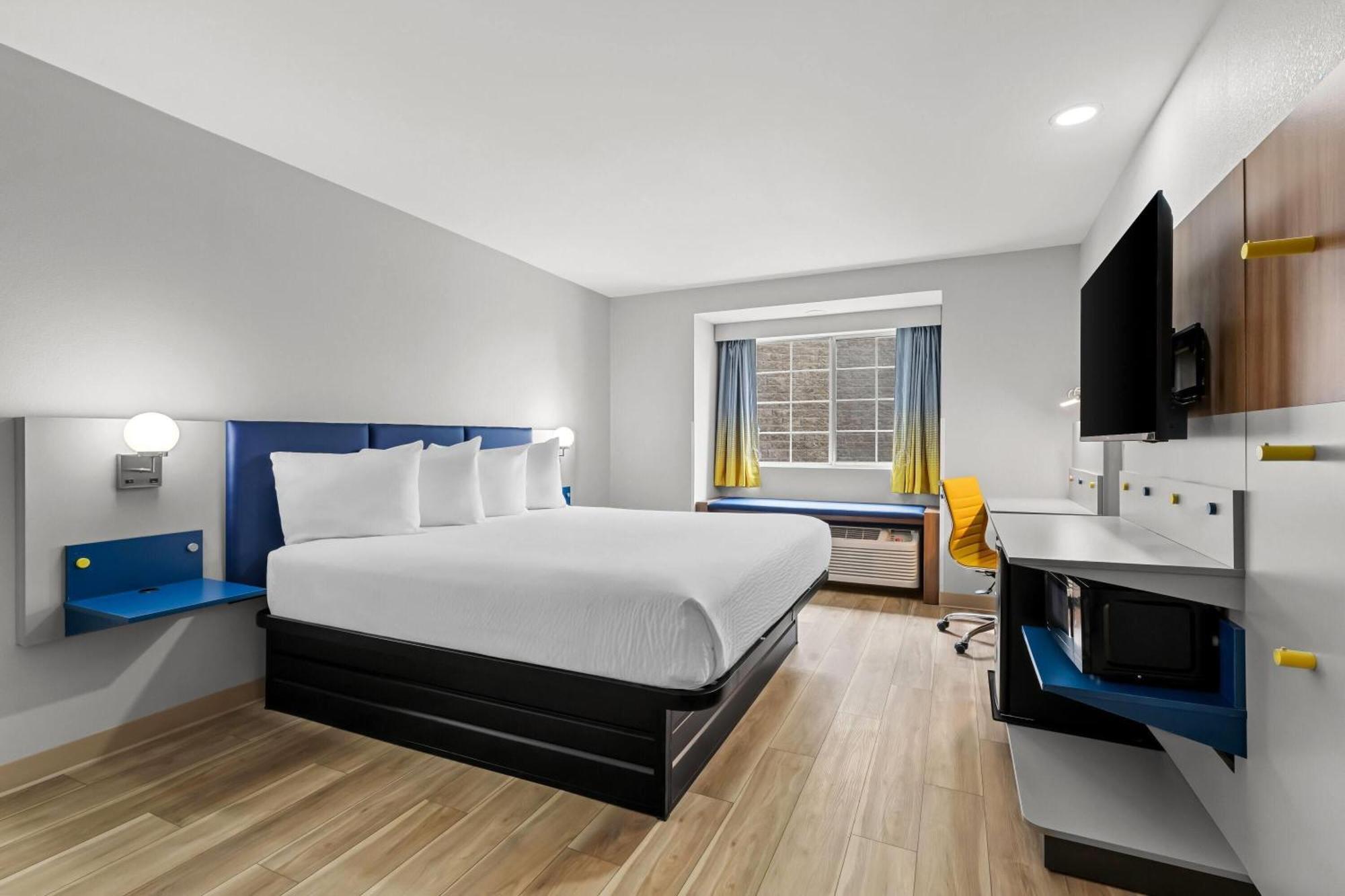 Microtel Inn & Suites By Wyndham Норкрос Екстериор снимка