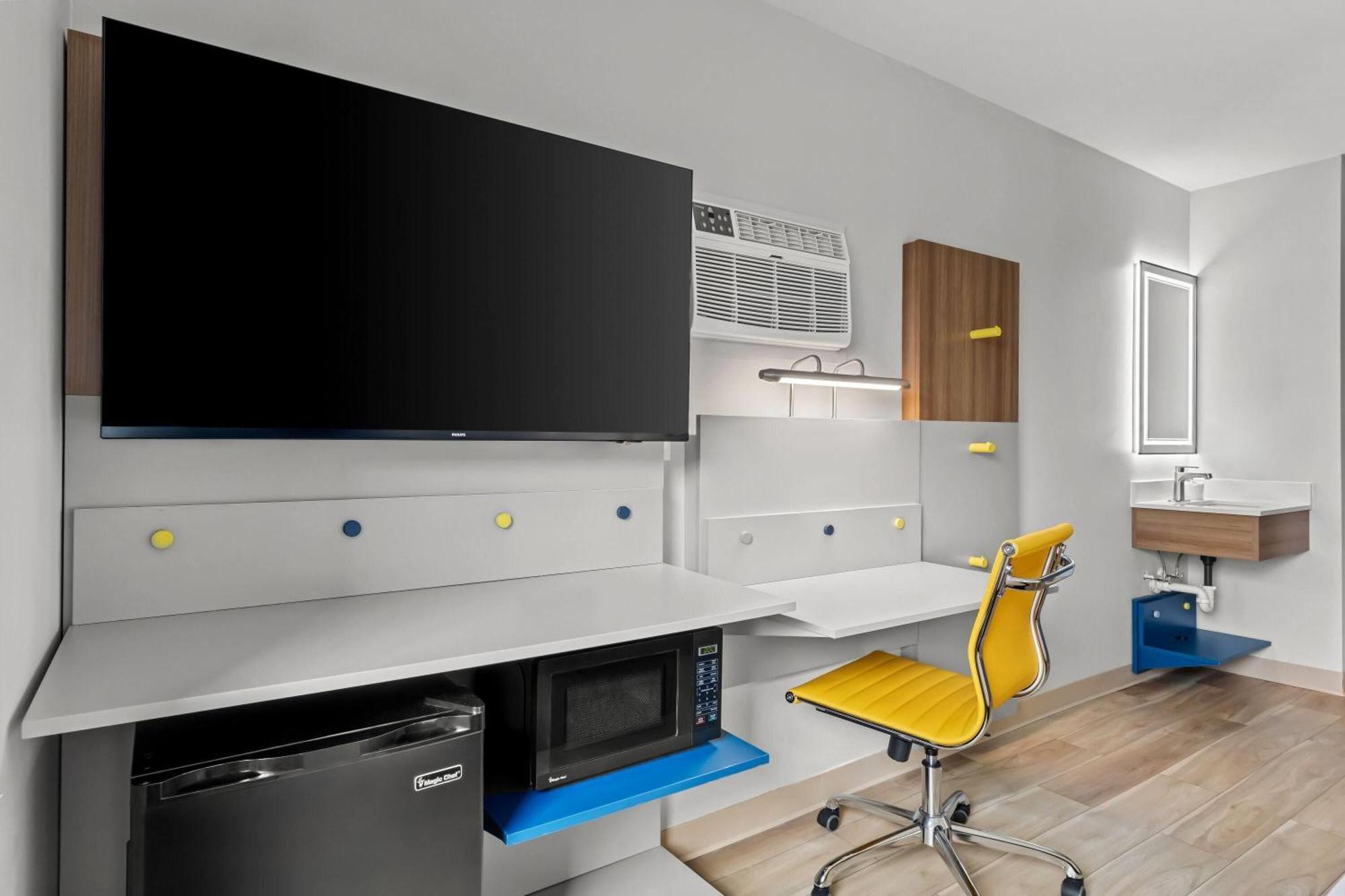 Microtel Inn & Suites By Wyndham Норкрос Екстериор снимка