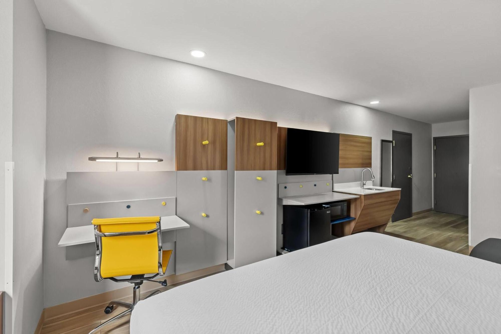 Microtel Inn & Suites By Wyndham Норкрос Екстериор снимка