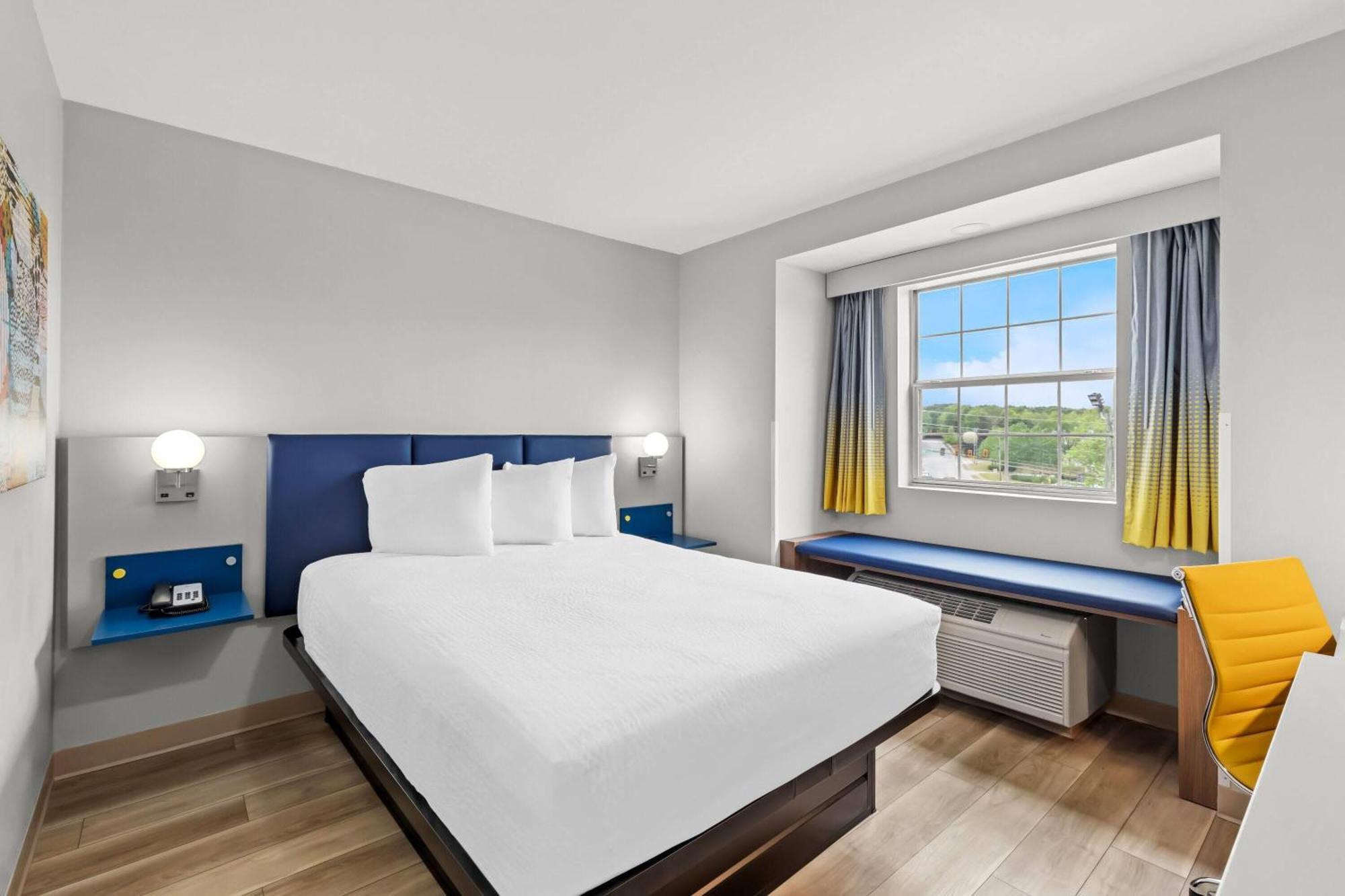 Microtel Inn & Suites By Wyndham Норкрос Екстериор снимка